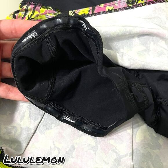 Preowned Lululemon Pace Rival Mid-Rise Skirt Highlight Yellow Multi / Bla size 2 - Picture 8 of 15